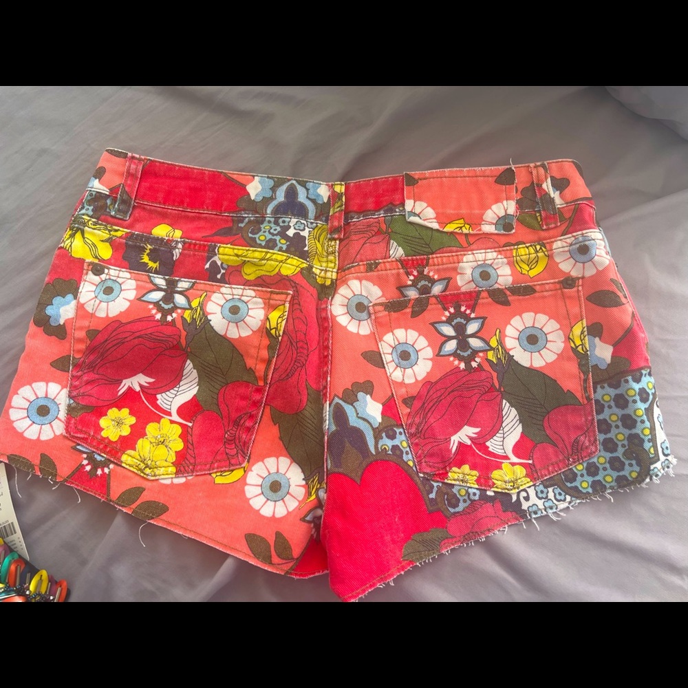 FARM Rio Floral Denim Short Sz 40
